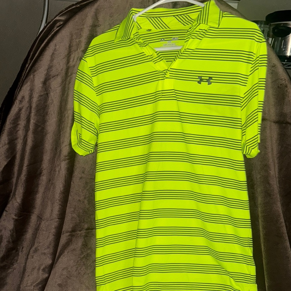 Under Armour Neon Yellow and Black Polo Shirt / Golf Shirt / size Men’s Small